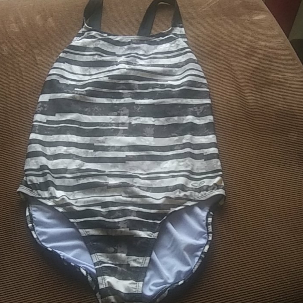 Swimming suit